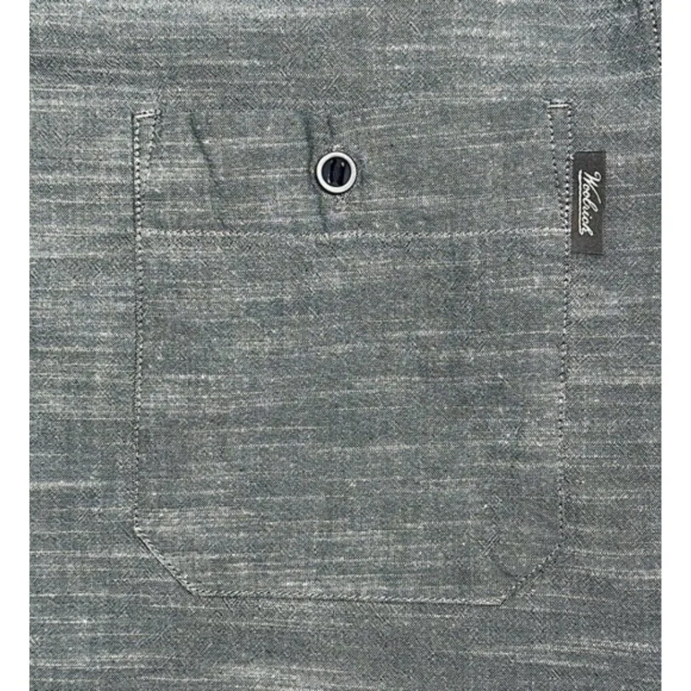 Woolrich Men's M Gray Chambray 2 Pocket Short Sleeve Button Down Shirt